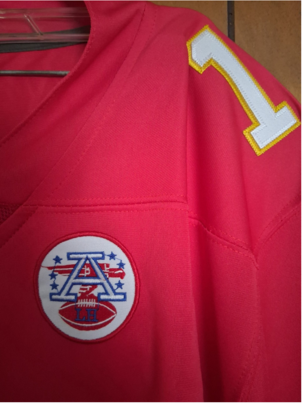 Mystery Sports Card With Patrick Mahomes Red Kansas City Chiefs XXL Jersey - Picture 6 of 10